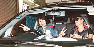 咱中国最有钱的女明星们都开什么车
